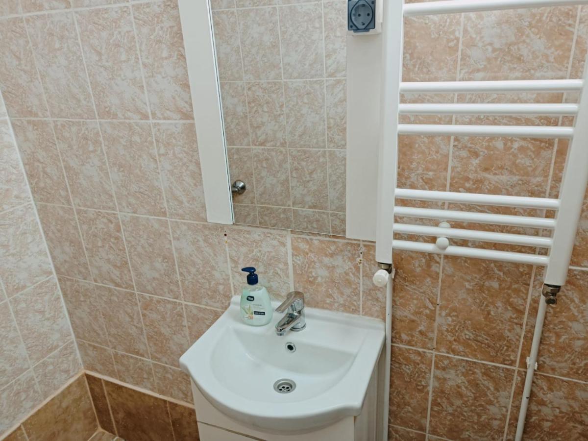 Piata Romana Luxury Apartment บูคาเรสต์ ภายนอก รูปภาพ