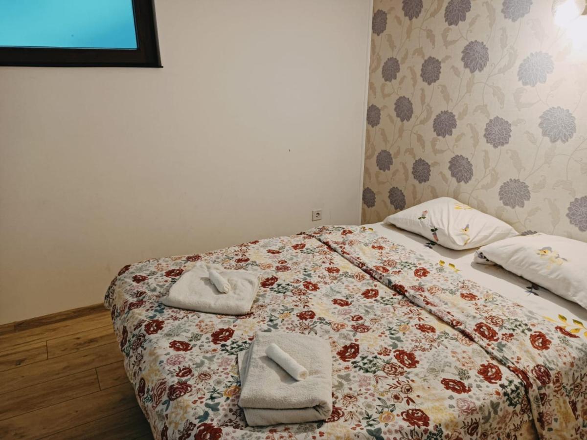 Piata Romana Luxury Apartment บูคาเรสต์ ภายนอก รูปภาพ